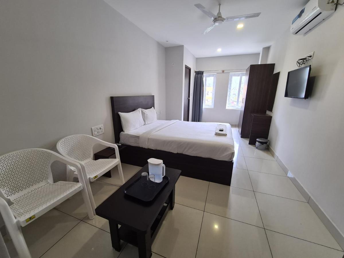 OYO BLR2467 Urban Inn Bengaluru Kültér fotó
