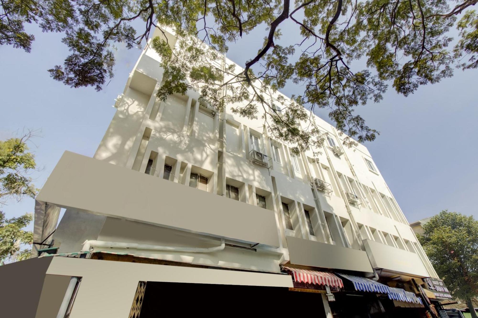 OYO BLR2467 Urban Inn Bengaluru Kültér fotó