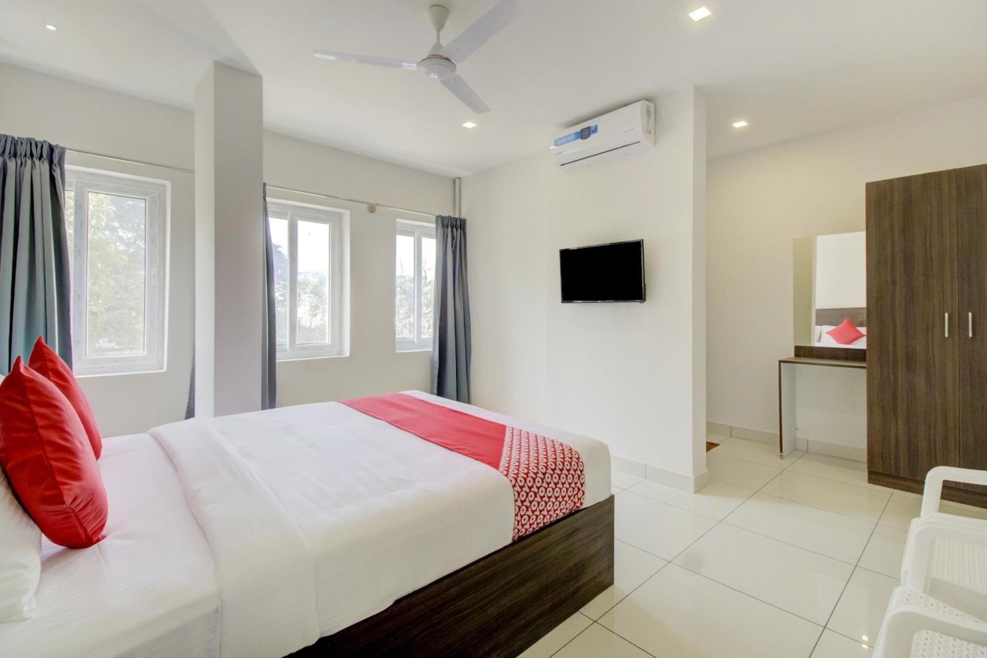 OYO BLR2467 Urban Inn Bengaluru Kültér fotó