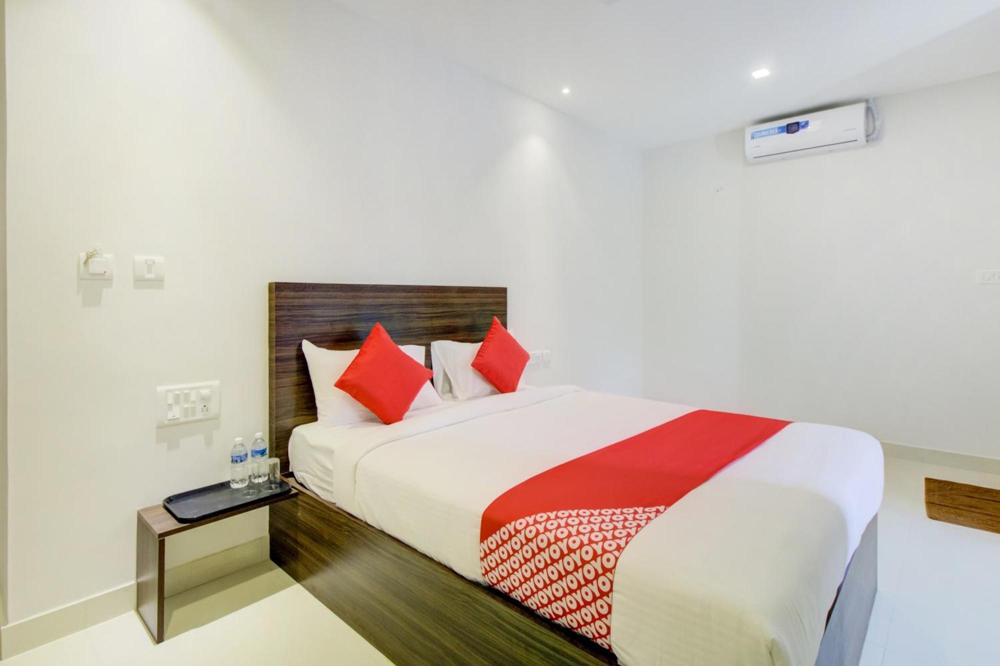 OYO BLR2467 Urban Inn Bengaluru Kültér fotó